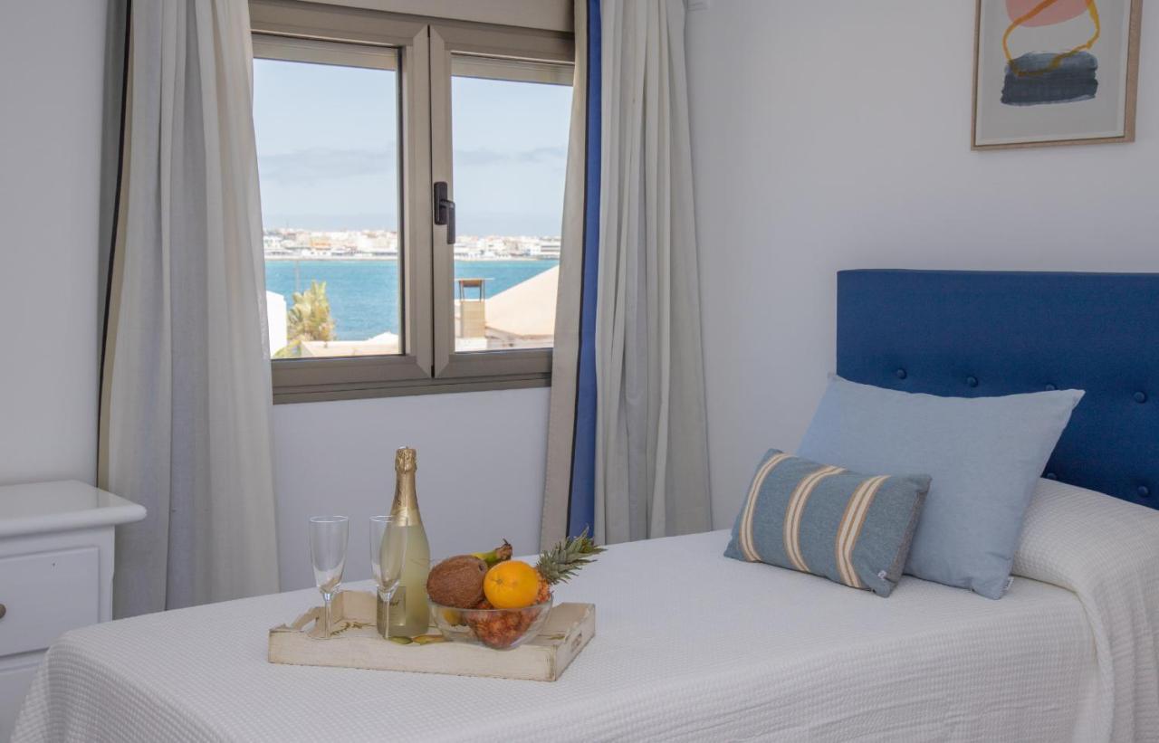Apartment Holiday 5 Beachfront Corralejo By Holidays Home エクステリア 写真